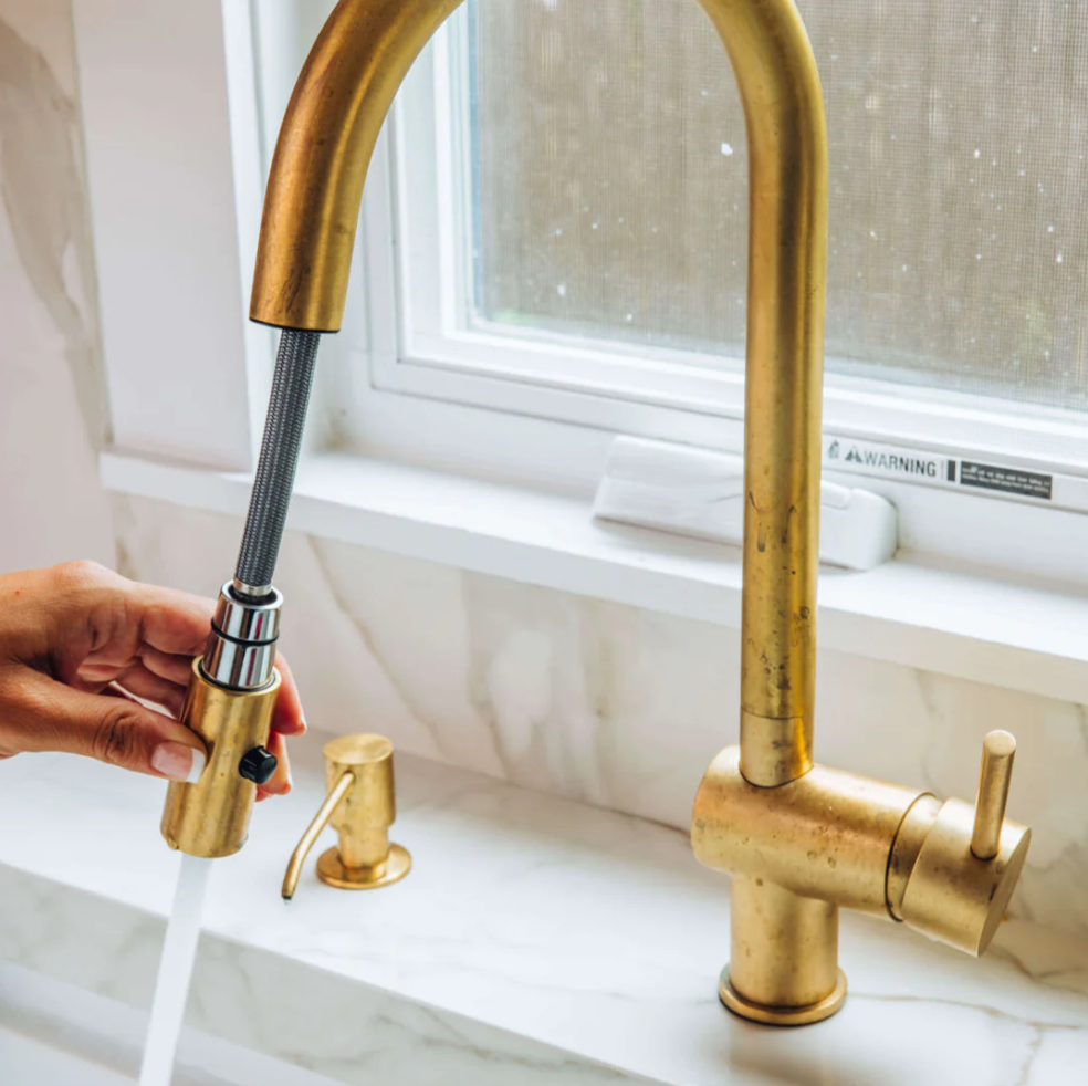 Pull Down Kitchen Faucet - Image 4